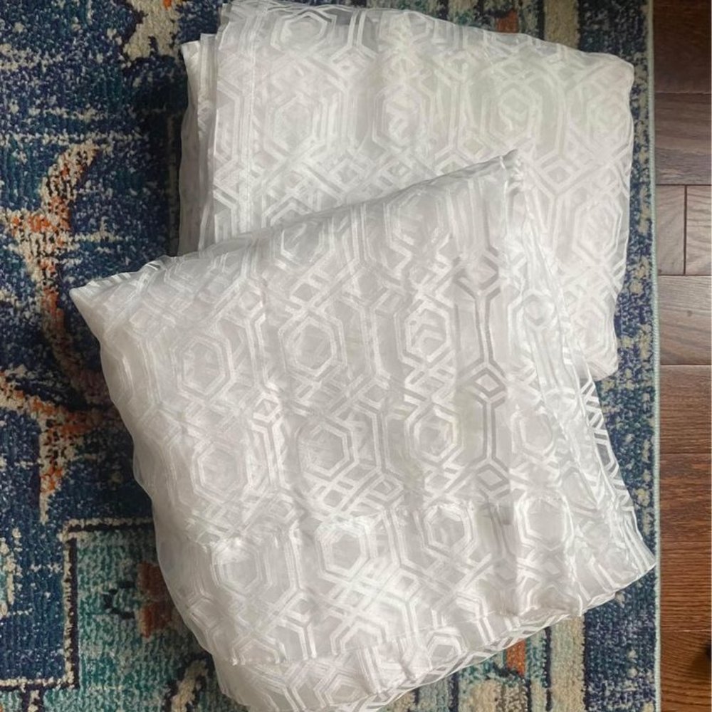 2 Beautiful Like-New White Sheer Curtain Panels